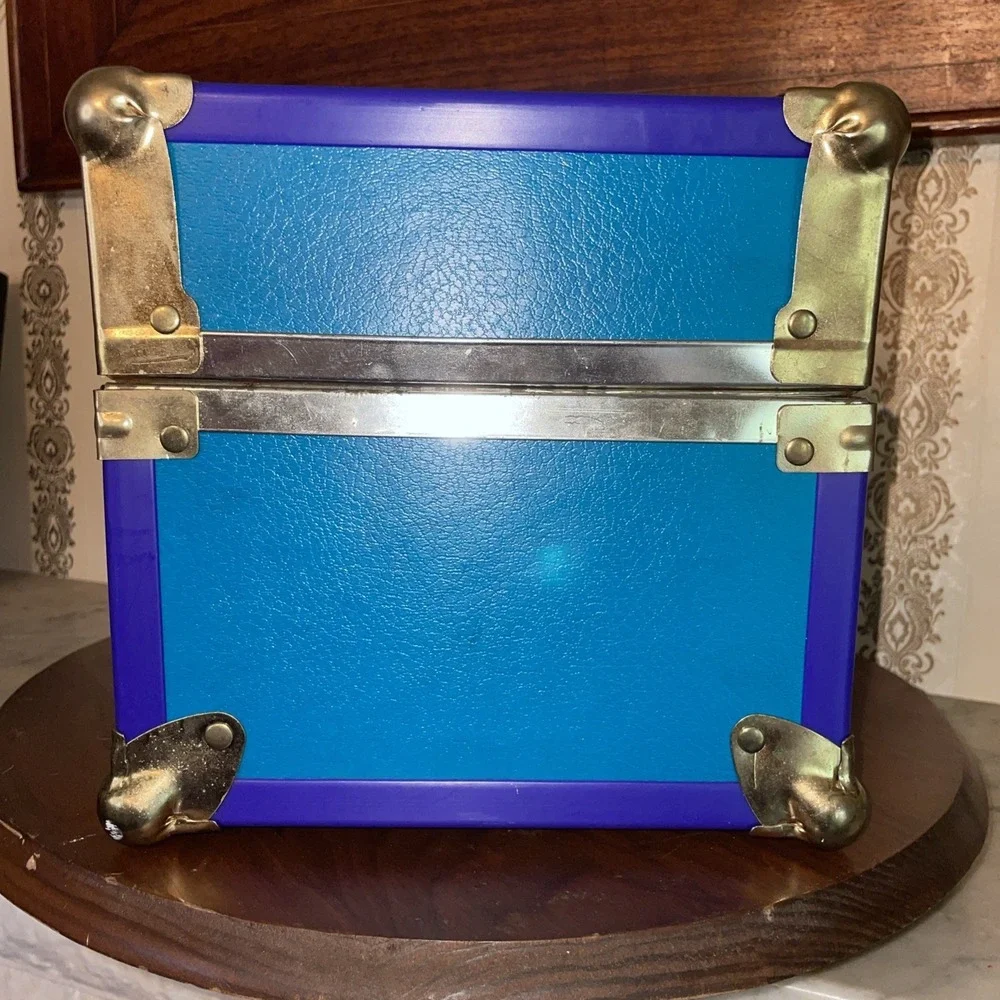 Vintage‎ Medium Size Hard Side Trunk | Metal Latch & Corners | 12x 8.5 x 9in
